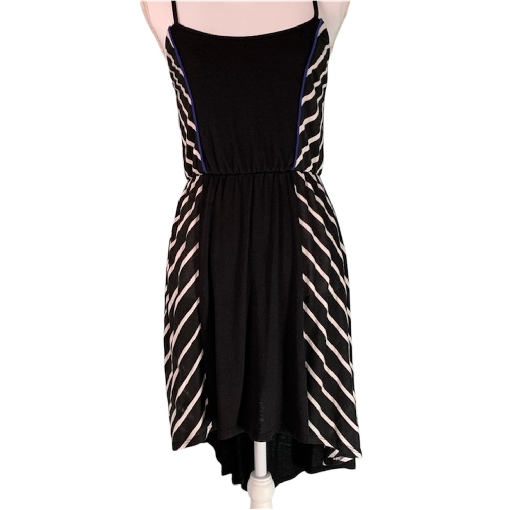🌸 Black dress with Stripes High Low💃